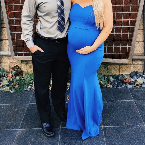 Cobalt blue gown - Picture 5 of 5